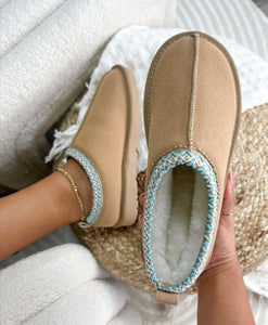 Penelope Slipper (Light Chestnut)